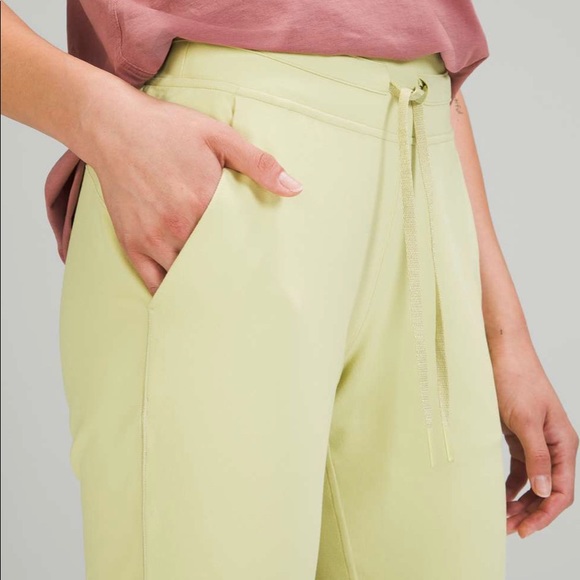 Lululemon Ready to Rulu High Rise Jogger - Picture 1 of 5